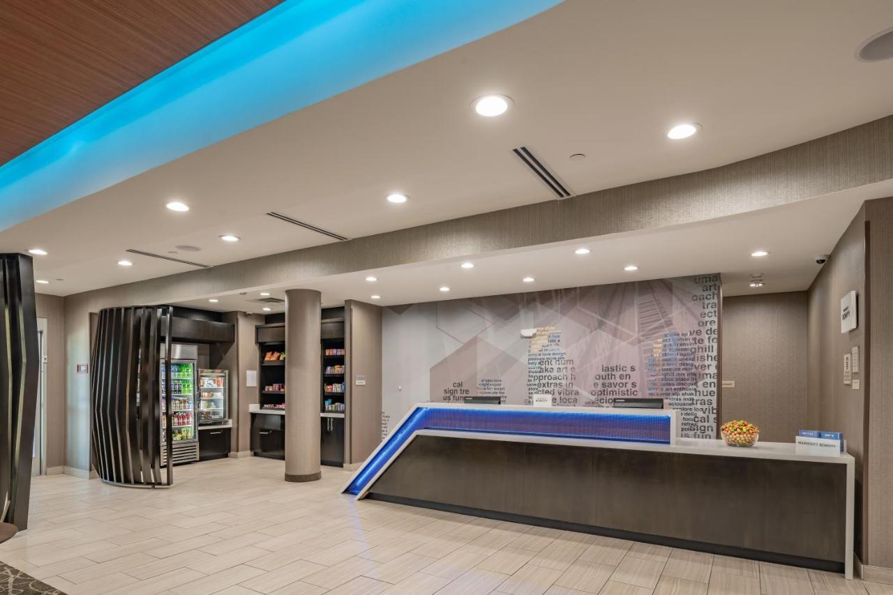 Springhill Suites Dallas Central Expressway Екстериор снимка