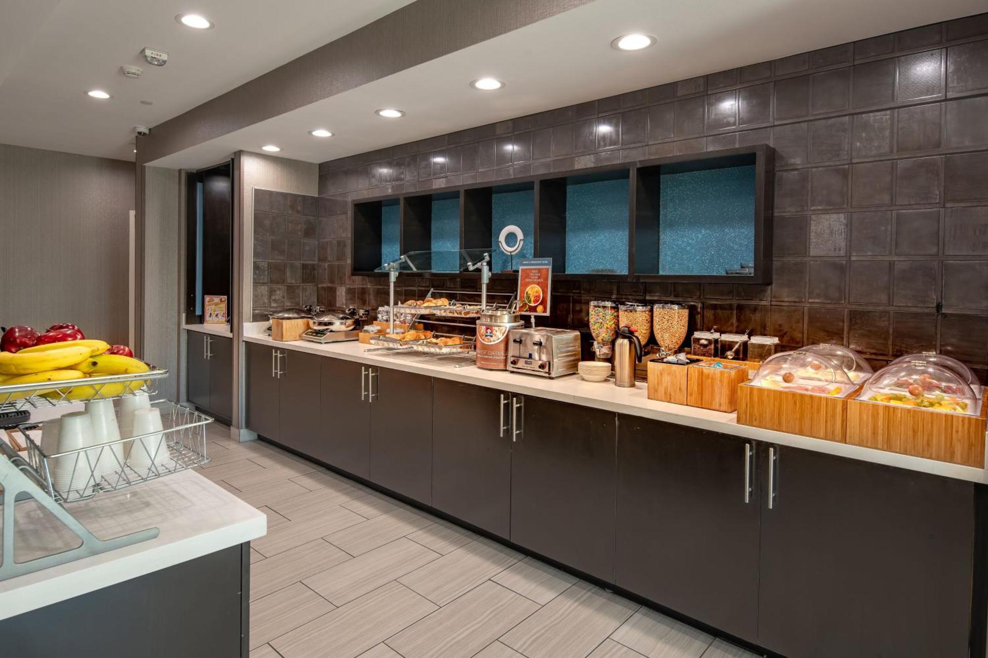 Springhill Suites Dallas Central Expressway Екстериор снимка