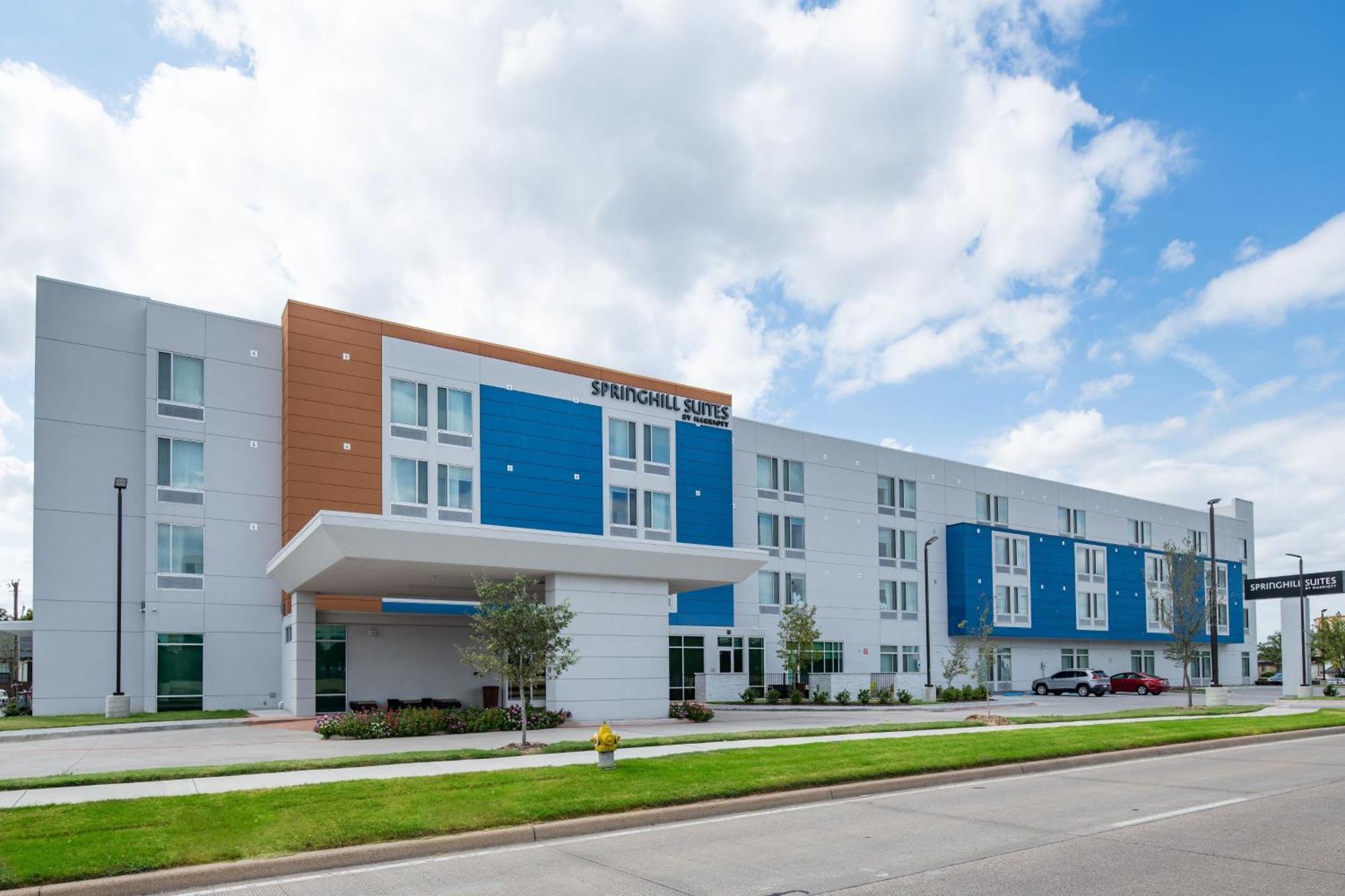 Springhill Suites Dallas Central Expressway Екстериор снимка
